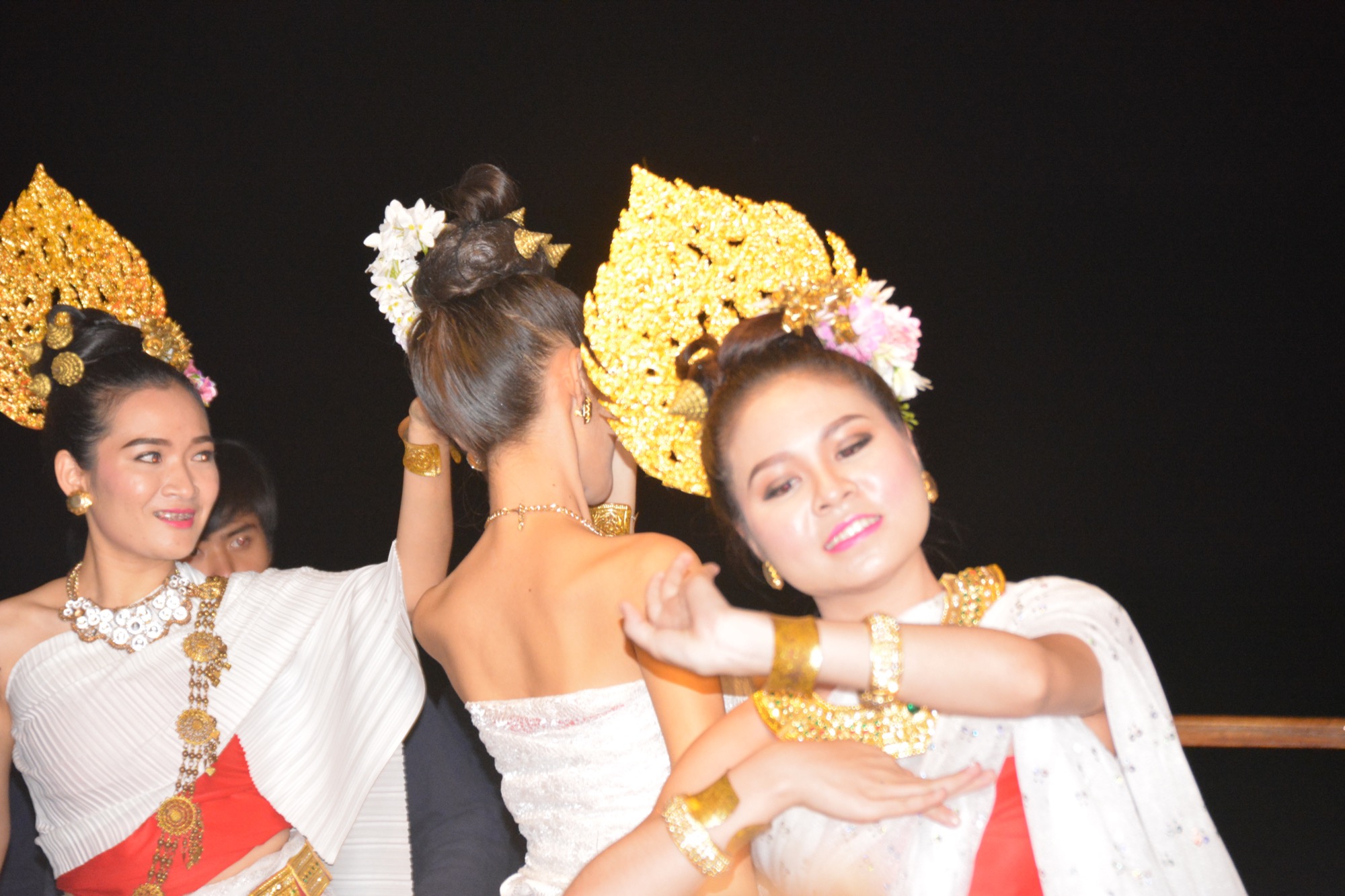 Pandaw RV Laos Pandaw Entertainment 5.jpg